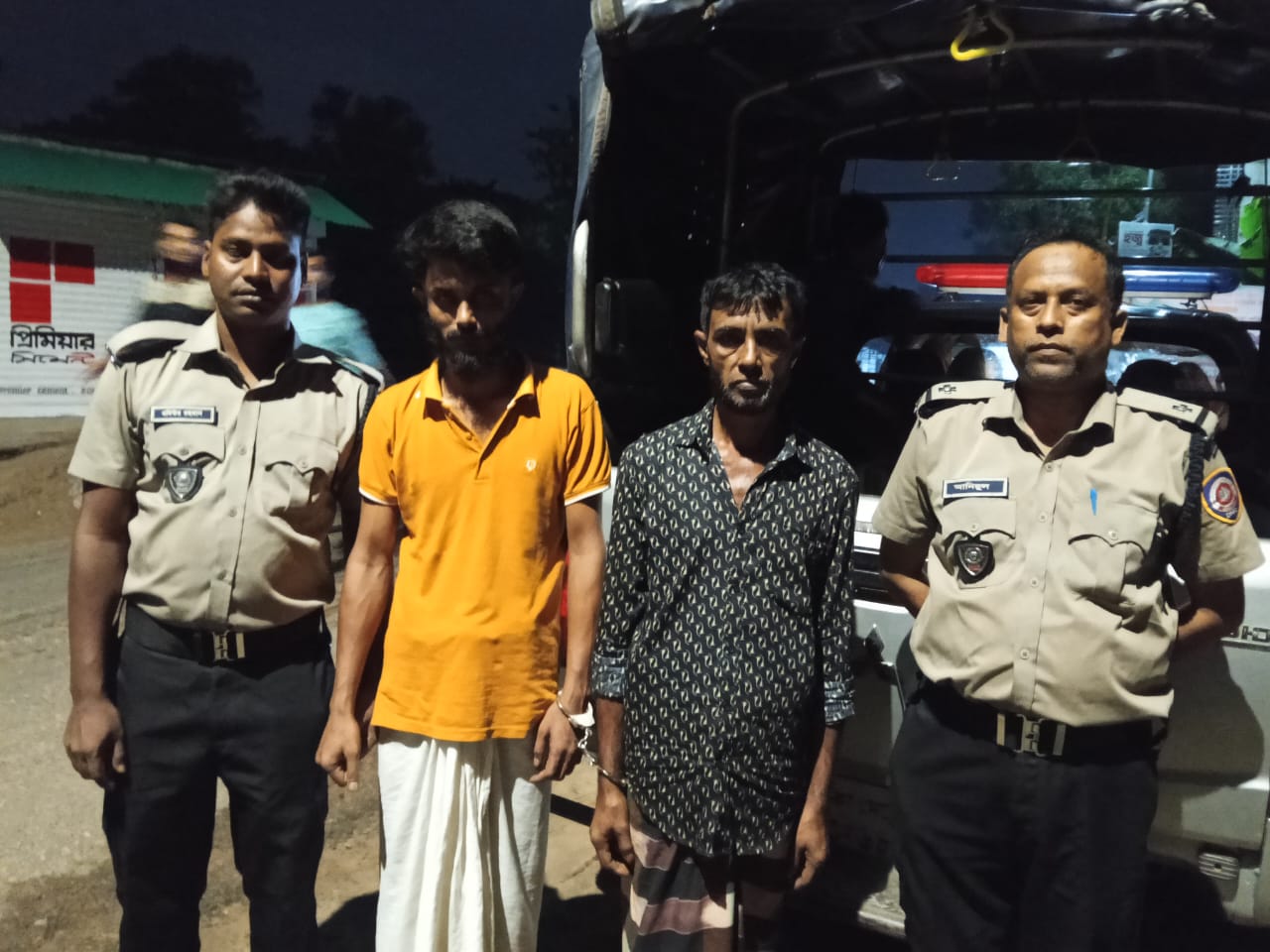মোহনগঞ্জে ইয়াবা সেবনের সময় আটক ২,  ভ্রাম্যমাণ আদালতে কারাদণ্ড