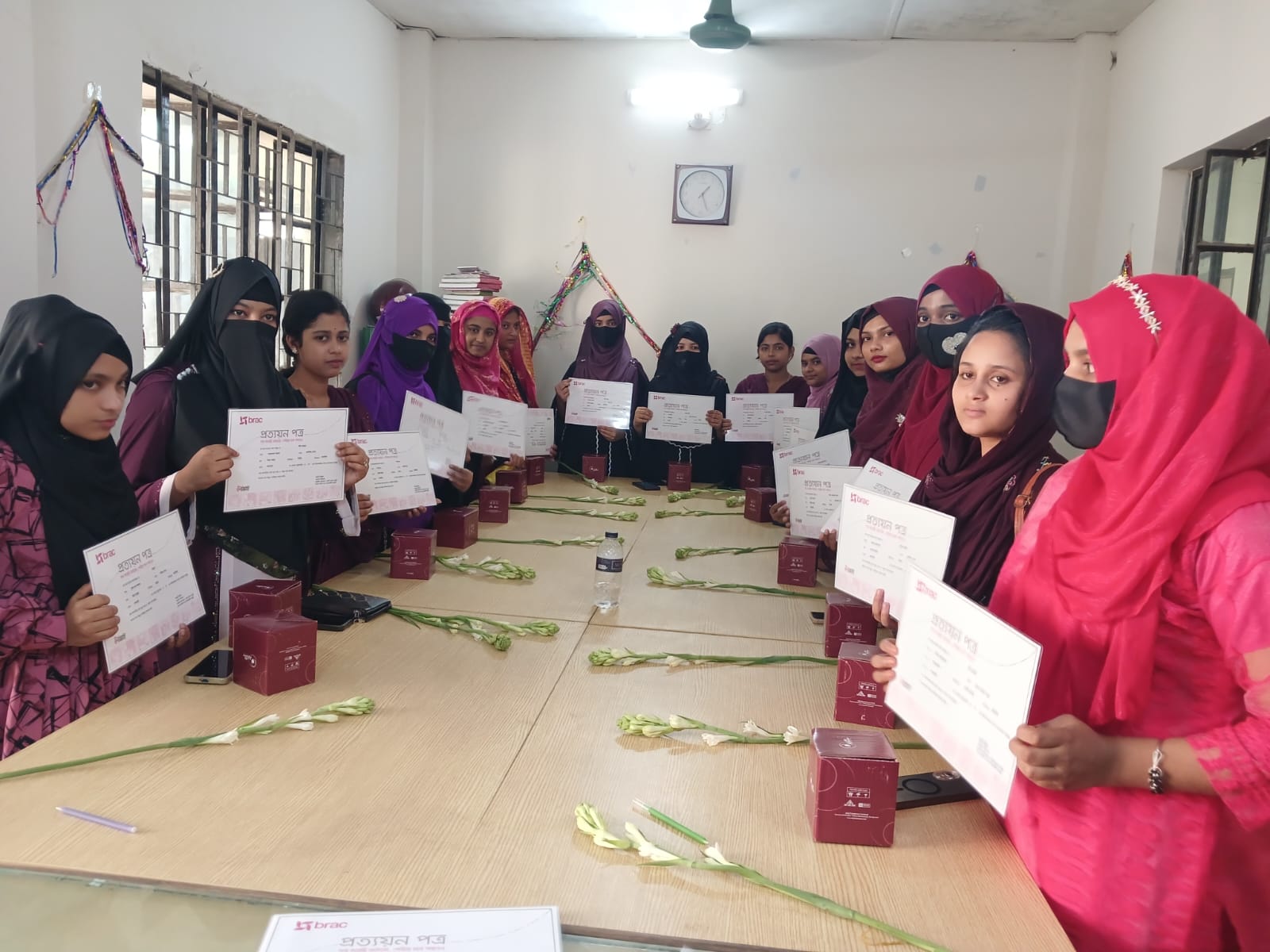 কাঁঠালিয়ায় আঠেরো বছর পূর্ণ হওয়া কিশোরীদের নিয়ে ব্রাকের স্বপ্নসারথী গ্রাজুয়েশন শ্রীমনি অনুষ্ঠিত