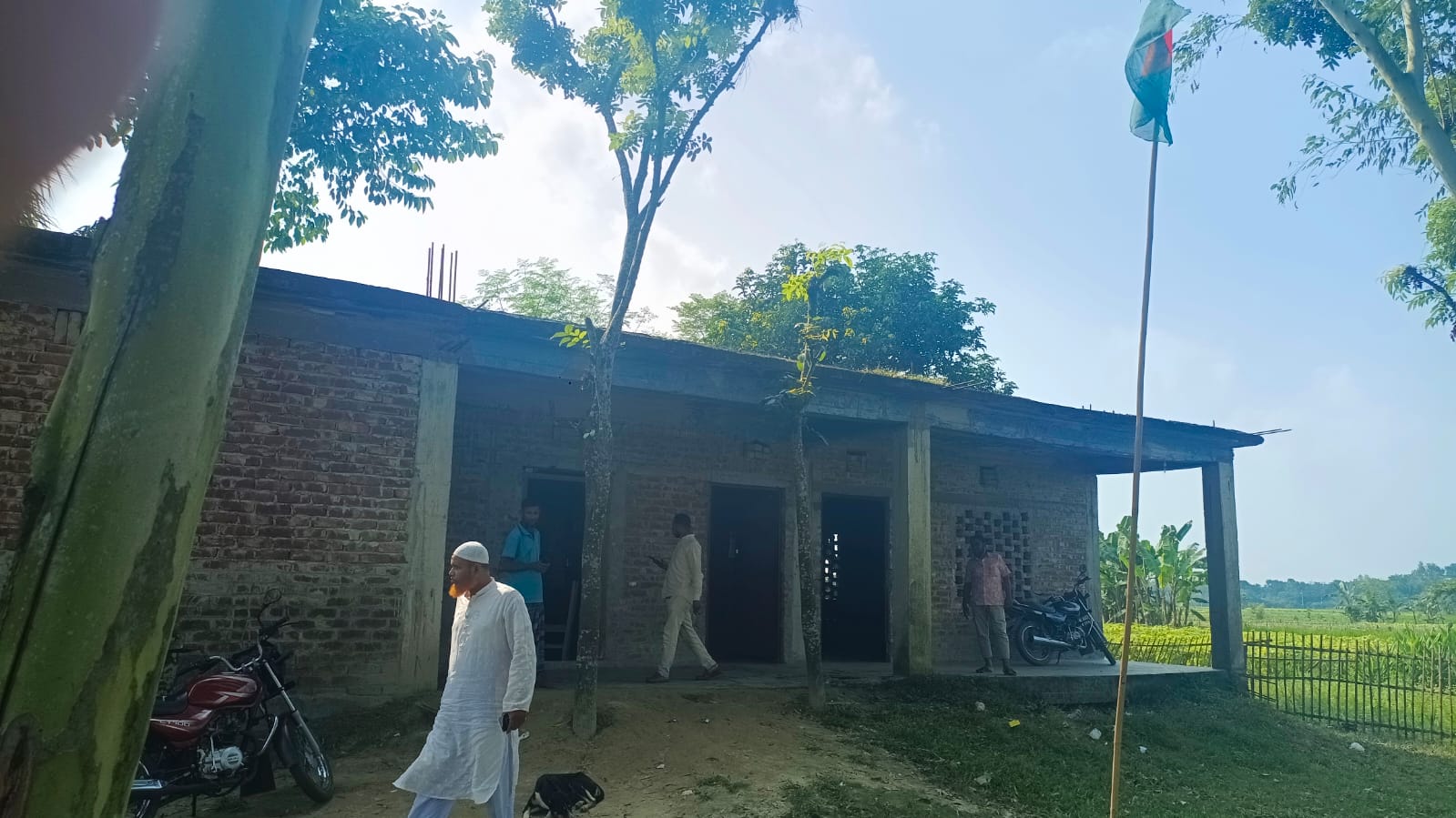 শিক্ষককে অপহরণ করে নিয়োগ পত্রে স্বাক্ষর নেওয়ার অভিযোগ