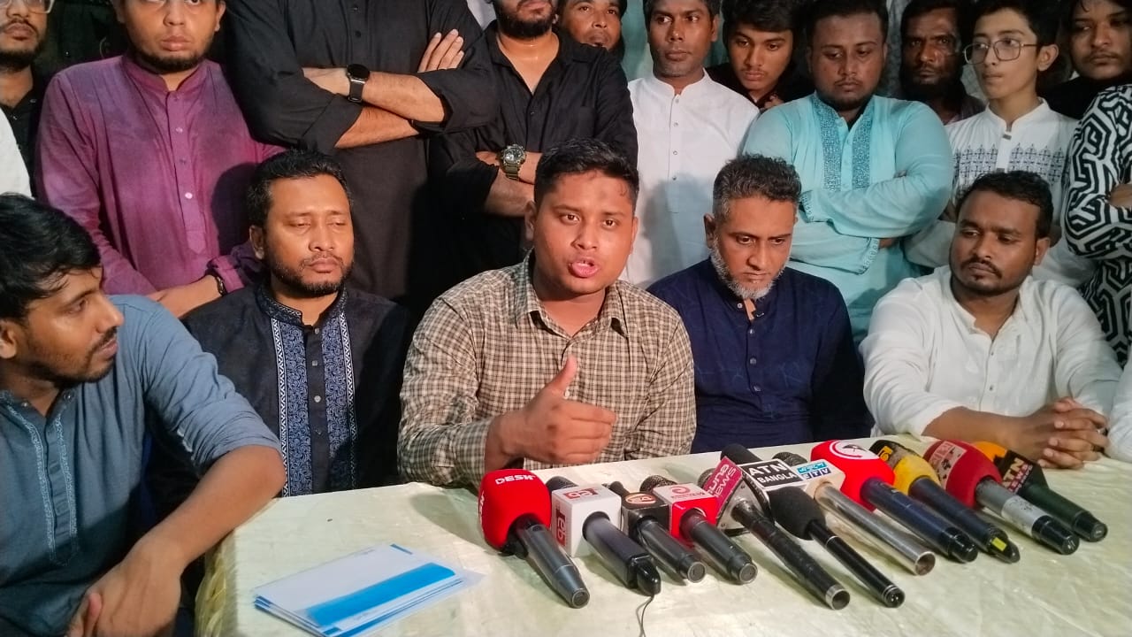 আওয়ামী লীগ রাজনৈতিক দল নয়, ফ্যাসিস্ট সংগঠন: হাসনাত আবদুল্লাহ