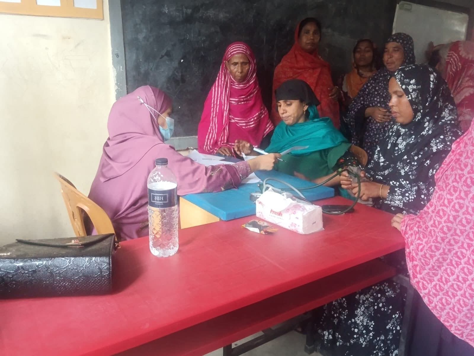 বিনামূল্যে চিকিৎসা সেবা ও ওষুধ পেলেন ৫`শ রোগী