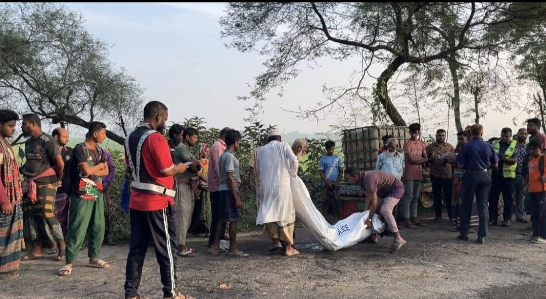 ঝিনাইদহে পিকআপের ধাক্কায় যুবক নিহত