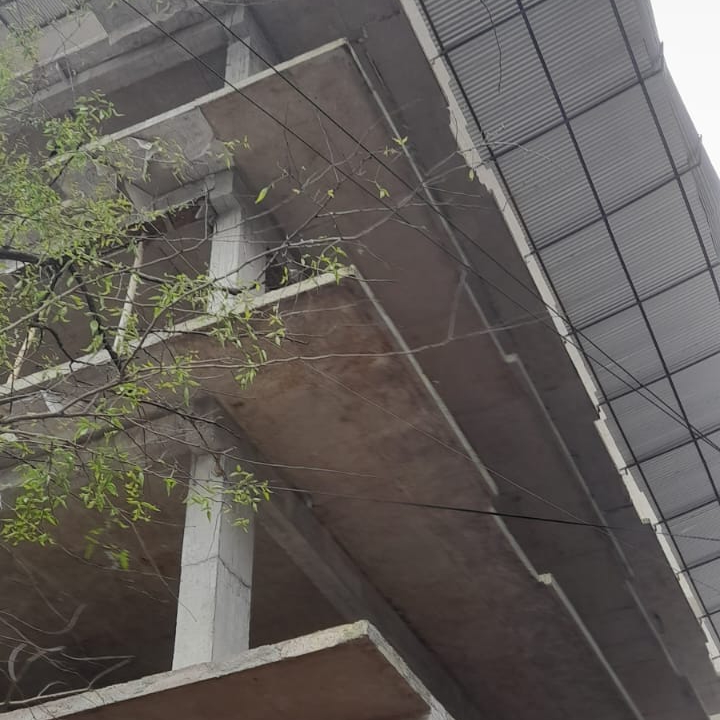 বহুতল ভবন নির্মাণে মানছে না রাজউকের আইন