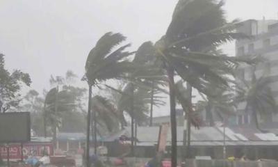 রাতেই ঢাকাসহ ৫ জেলায় ঝড়ের শঙ্কা, পাঁচদিন বৃষ্টিপাতের আভাস