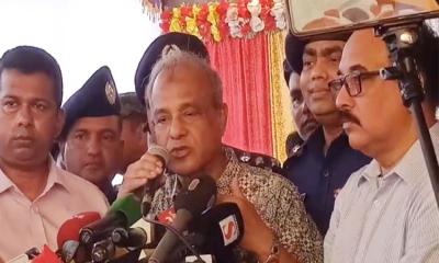 বাংলাদেশের মতো সাম্প্রদায়িক সম্প্রীতি কোথাও নেই