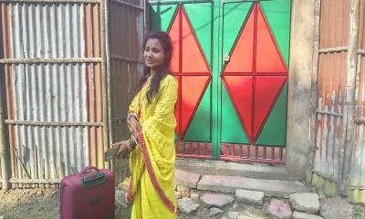 শ্রীমঙ্গলে স্ত্রীর দাবী নিয়ে   প্রেমিকের বাড়িতে অনশন