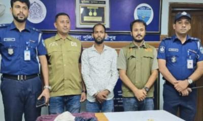 লক্ষ্মীপুরে মা-মেয়ে খুনের রহস্য উদঘাটন: ফুফাতো ভাই গ্রেপ্তার