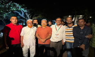 দলীয় পদ স্থগিত থাকা সত্ত্বেও মনোনয়ন প্রত্যাশীদের সাথে মিটিংয়ে ফজলুর রহমান, ফোনে  সাংবাদিক জানতে চাইলে প্রশ্নে ক্ষোভ প্রকাশ দলীয় পদ স্থগিত থাকা সত্ত্বেও মনোনয়ন প্রত্যাশীদের সাথে মিটিংয়ে ফজলুর রহমান, ফোনে  সাংবাদিক জানতে চাইলে প্রশ্নে ক্ষোভ প্রকাশ