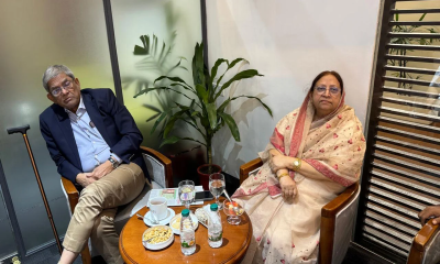 মির্জা ফখরুল স্ত্রীসহ ব্যাংককে গেলেন