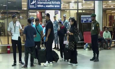 এবার যুক্তরাষ্ট্র থেকে ফেরত এলেন আরও ৩০ বাংলাদেশি