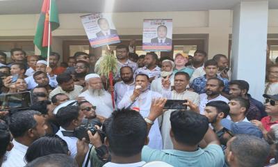 নলছিটিতে বিএনপির পক্ষে জনসংযোগ ও পথসভা করলেন এ্যাড. শাহাদাৎ হোসেন নলছিটিতে বিএনপির পক্ষে জনসংযোগ ও পথসভা করলেন এ্যাড. শাহাদাৎ হোসেন