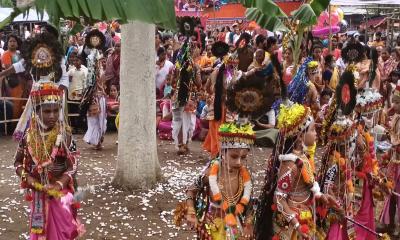 মণিপুরিদের ঐতিহ্যবাহী শ্রীকৃষ্ণের মহারাসলীলা উৎসব