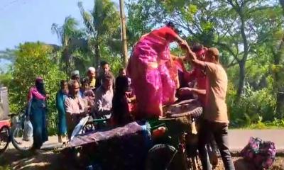 কাঁঠালিয়ায় সড়ক দুর্ঘটনায় আহত ৬