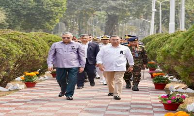 পিলখানা হত্যাকাণ্ডে শহীদ সেনা কর্মকর্তাদের প্রতি রাষ্ট্রপতি ও প্রধানমন্ত্রীর শ্রদ্ধা