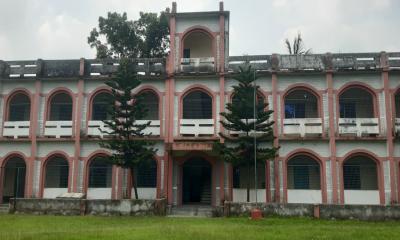 অধ্যক্ষ আলমগীর হোসেনের বিরুদ্ধে যত অভিযোগ,,