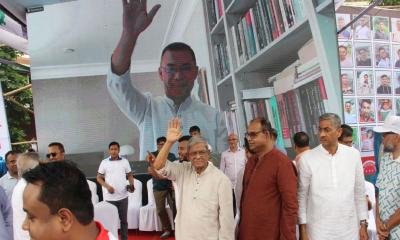 ‘হাসিনার বিচার অবশ্যই হতে হবে, না হলে জুলাইয়ের আকাঙ্ক্ষা পূরণ হবে না’