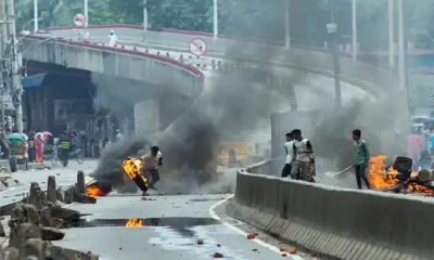 ছুটির দিনেও রাজপথ ছিল অগ্নিগর্ভ
