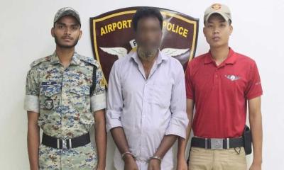 পেটের ভেতরে ইয়াবা, যেভাবে যাত্রী ধরলো পুলিশ