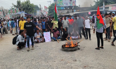 দুই মহাসড়ক অবরোধ