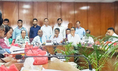 কাউকে বাড়তি নম্বর দেওয়া হয়নি : চেয়ারম্যান