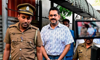 শ্রীলঙ্কায় সাবেক মন্ত্রী রাজাপাকসে গ্রেপ্তার