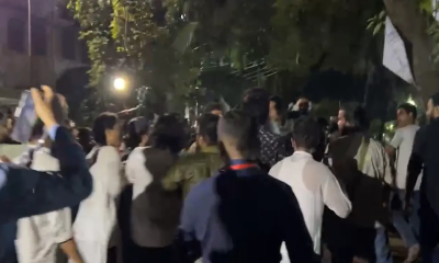 ডাকসু নির্বাচন ঘিরে টিএসসিতে উত্তেজনা