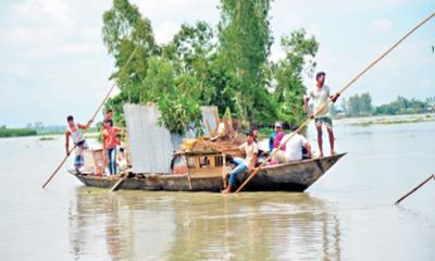 উজানে অতিবৃষ্টি, উত্তরাঞ্চলসহ বিভিন্ন জেলা প্লাবিত  তলিয়েছে শত শত একর জমির ফসল