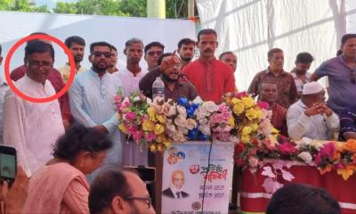 পলাশে দলীয় সকল কার্যক্রম থেকে অব্যাহতি  দেয়া নেতার সঞ্চালনায়ই দলের প্রতিষ্ঠা বার্ষিকী