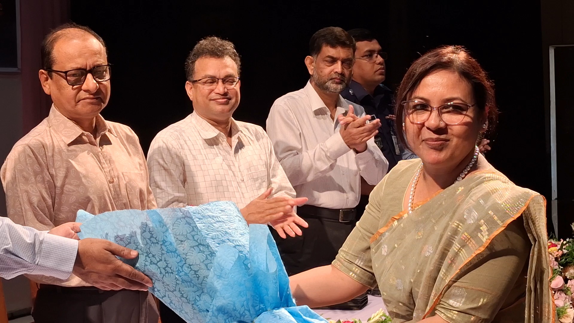 কিশোরগঞ্জে শিক্ষার মানোন্নয়নে প্রাথমিক ও গণশিক্ষা উপদেষ্টার মতবিনিময়