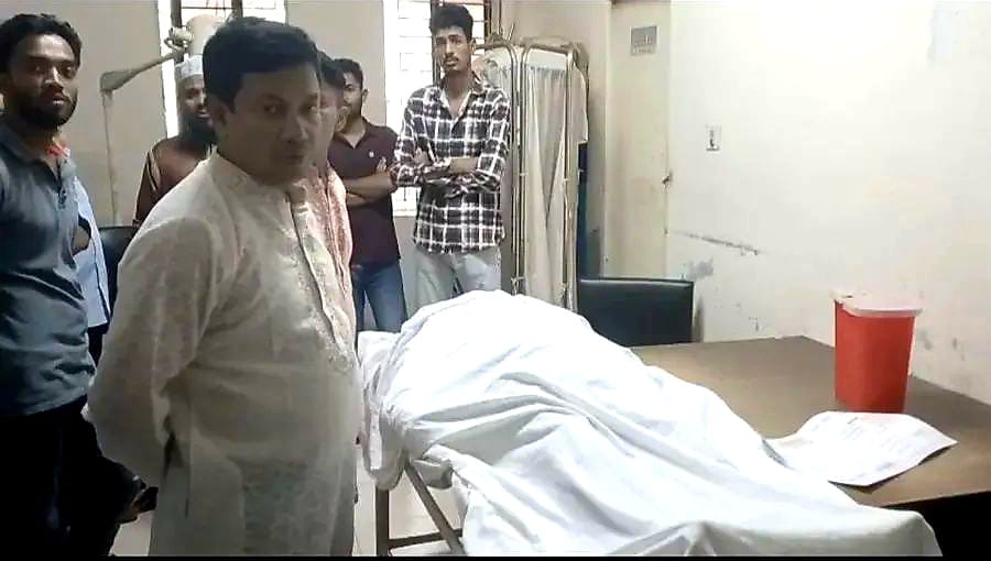 ঝালকাঠিতে ট্রাকের চাপায় পথচারি নিহত, আহত -১, ট্রাক আটক