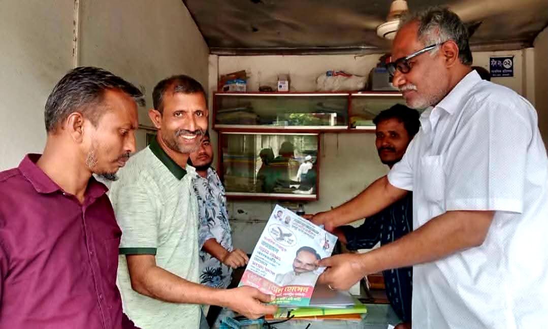 ঝালকাঠিতে এবি পার্টির শেখ জামালের গণসংযোগ ও লিফলেট বিতরণ
