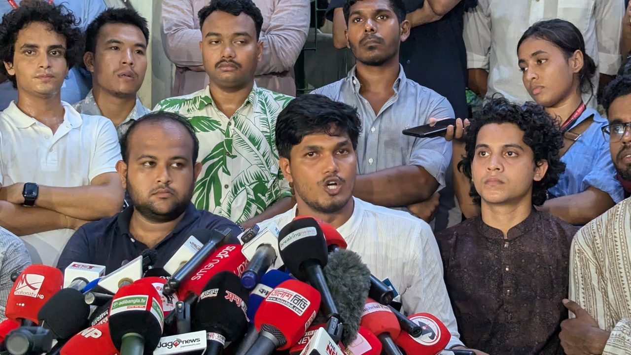 ডাকসু ভোটে কারচুপির অভিযোগ তুললেন আবিদ