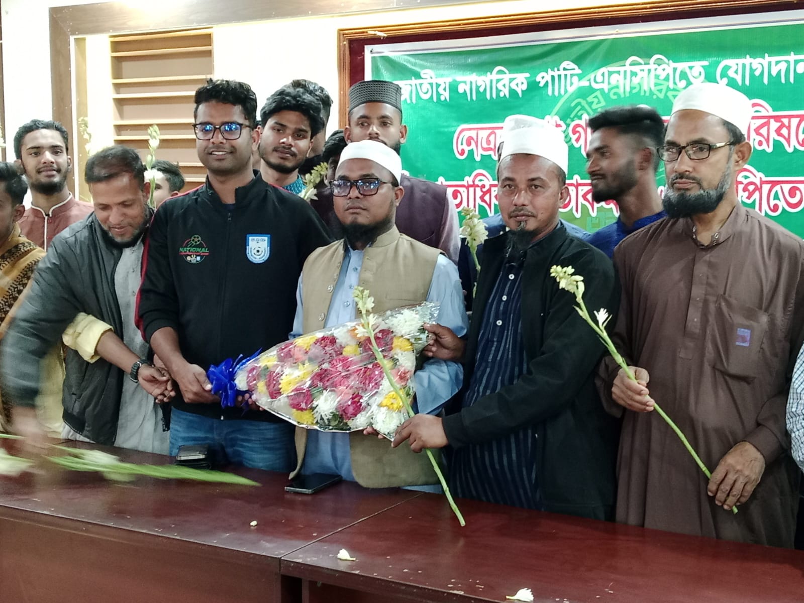 নেত্রকোনায় গণঅধিকার পরিষদের শতাধিক নেতাকর্মীর এনসিপিতে যোগদান