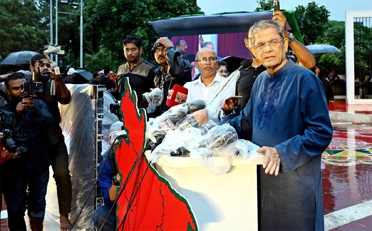 হায়নাদের আক্রমণকে প্রতিহত করতে নেতা-কর্মীদের প্রতি মির্জা ফখরুলের নির্দেশ