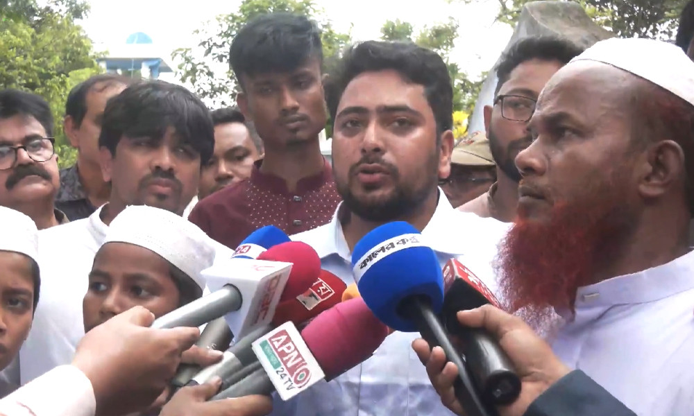 এবার মানুষ রাজপথে নামলে আর কাউকে ক্ষমা নয় : নাহিদ ইসলাম